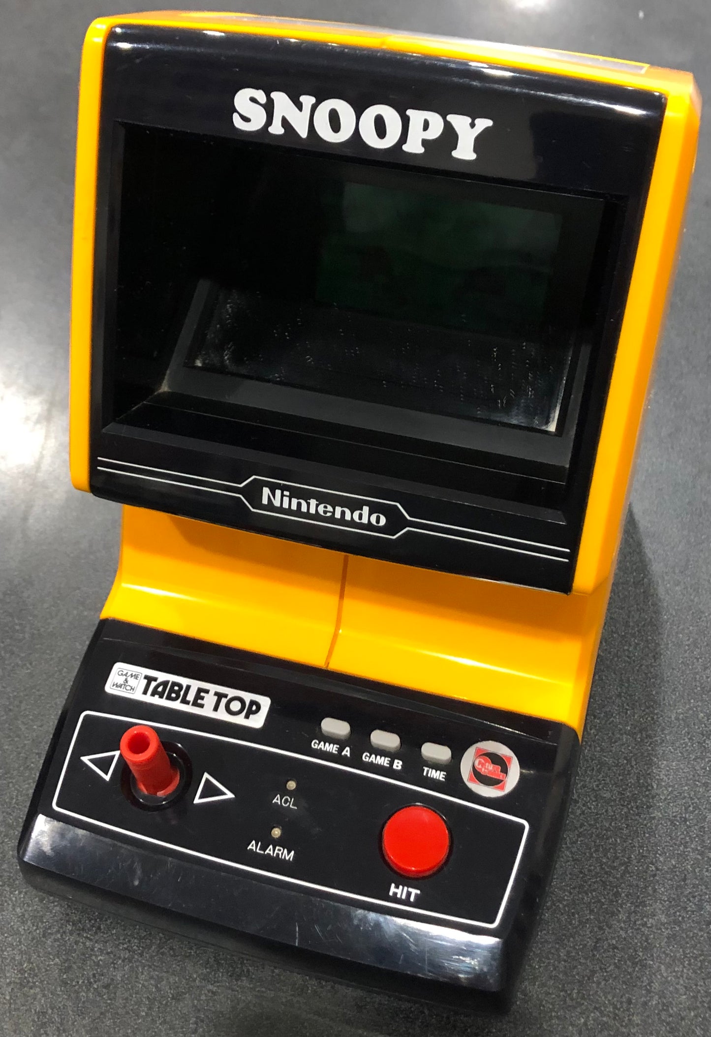 Nintendo Snoopy Game & Watch Table Top 1983 Retro Game