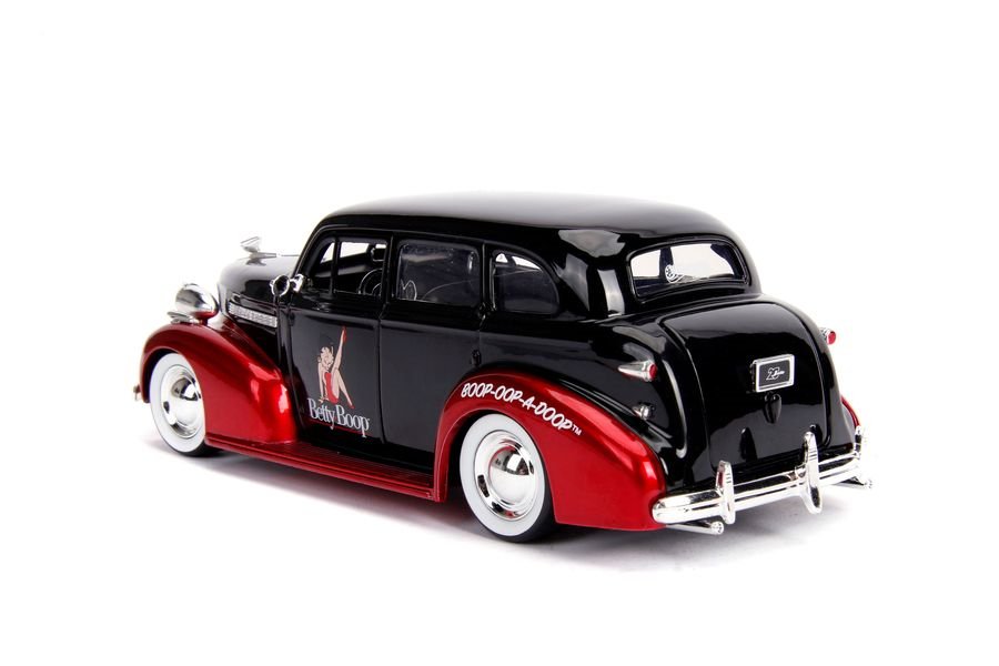 Betty Boop - 1939 Chevy Master Deluxe 1:24 with Figure Hollywood Ride - Gametraders Modbury Heights