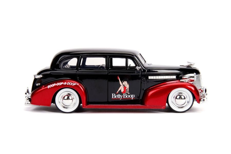 Betty Boop - 1939 Chevy Master Deluxe 1:24 with Figure Hollywood Ride - Gametraders Modbury Heights
