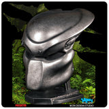 Predator - Classic Predator Life-Size Replica Mask with Stand