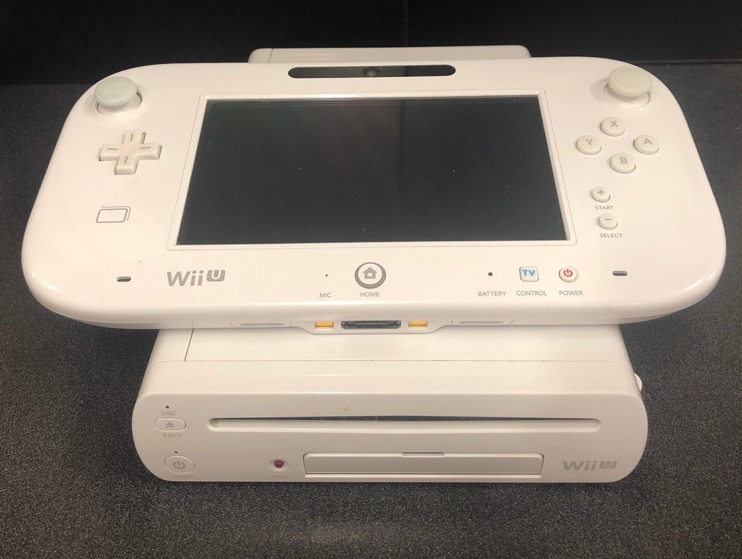 Nintendo Wii U Basic Console (Traded) - Gametraders Modbury Heights