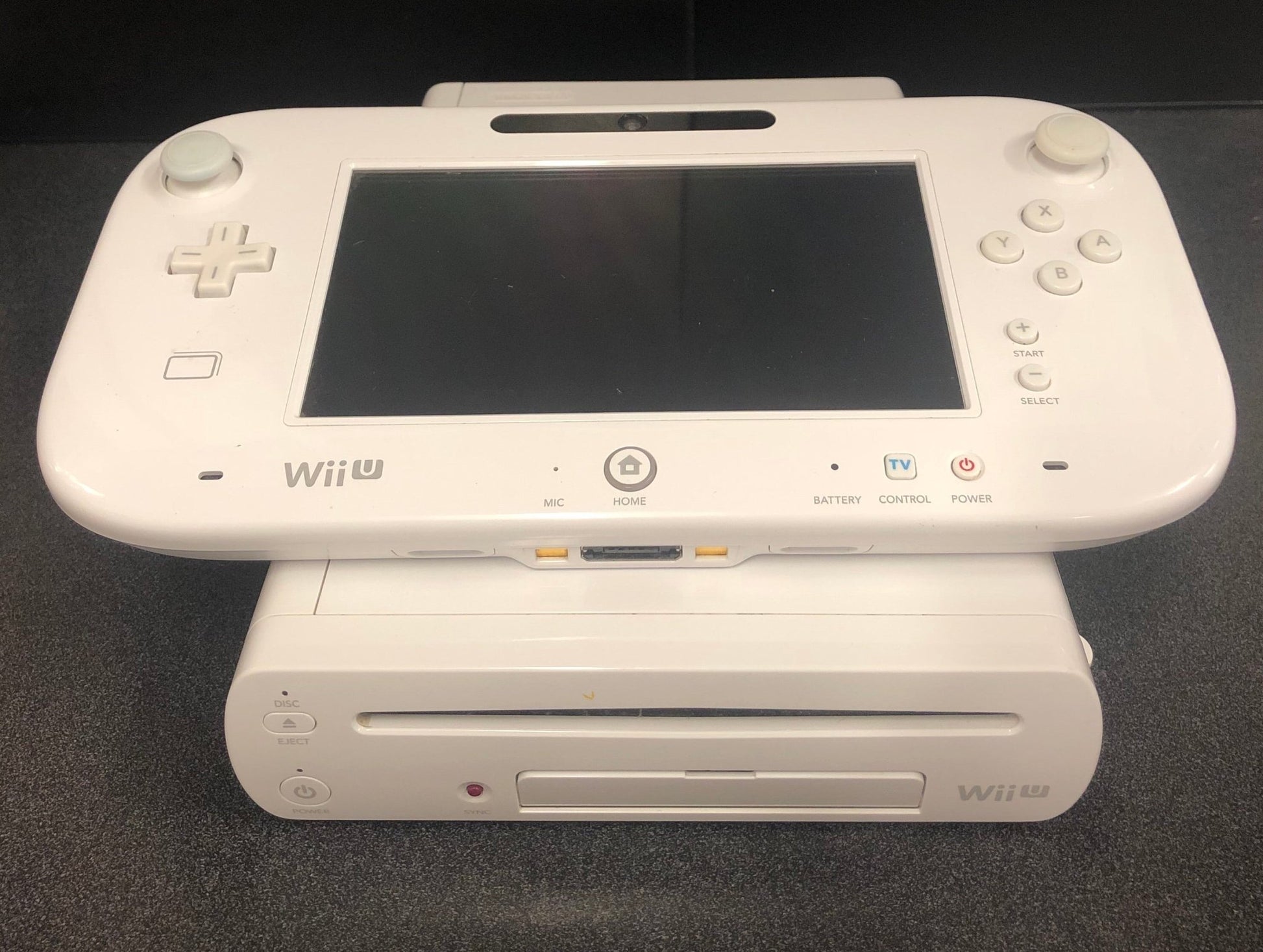 Nintendo Wii U Basic Console (Traded) - Gametraders Modbury Heights
