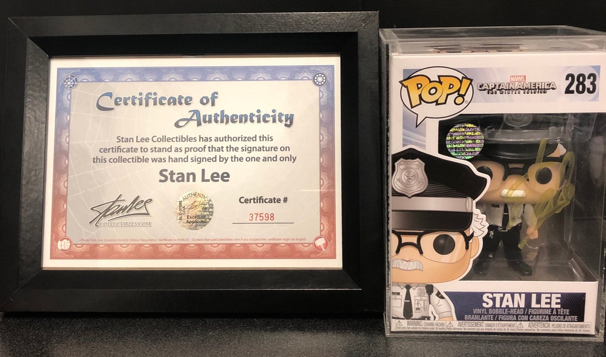 Stan Lee - Cameo Captain America 2: The Winter Soldier US Exclusive Pop! Vinyl Hand Signed - Gametraders Modbury Heights