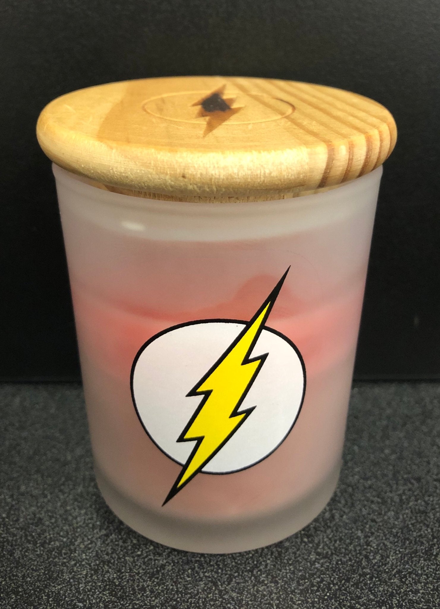 The Flash DC Comics Rose Scented Soy Candle - Gametraders Modbury Heights